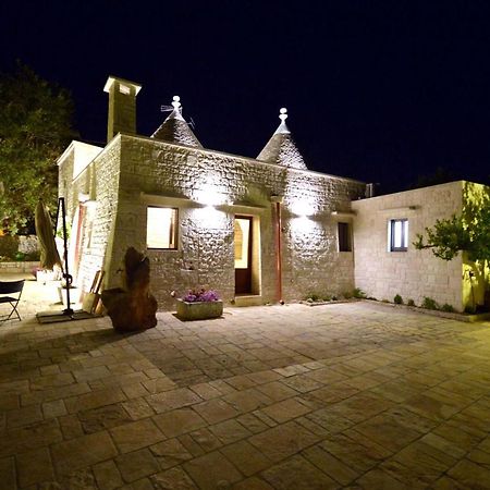 Trulli Petra Chiara Bed and Breakfast Locorotondo Buitenkant foto