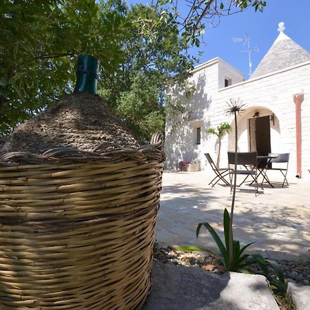 Trulli Petra Chiara Bed and Breakfast Locorotondo Buitenkant foto