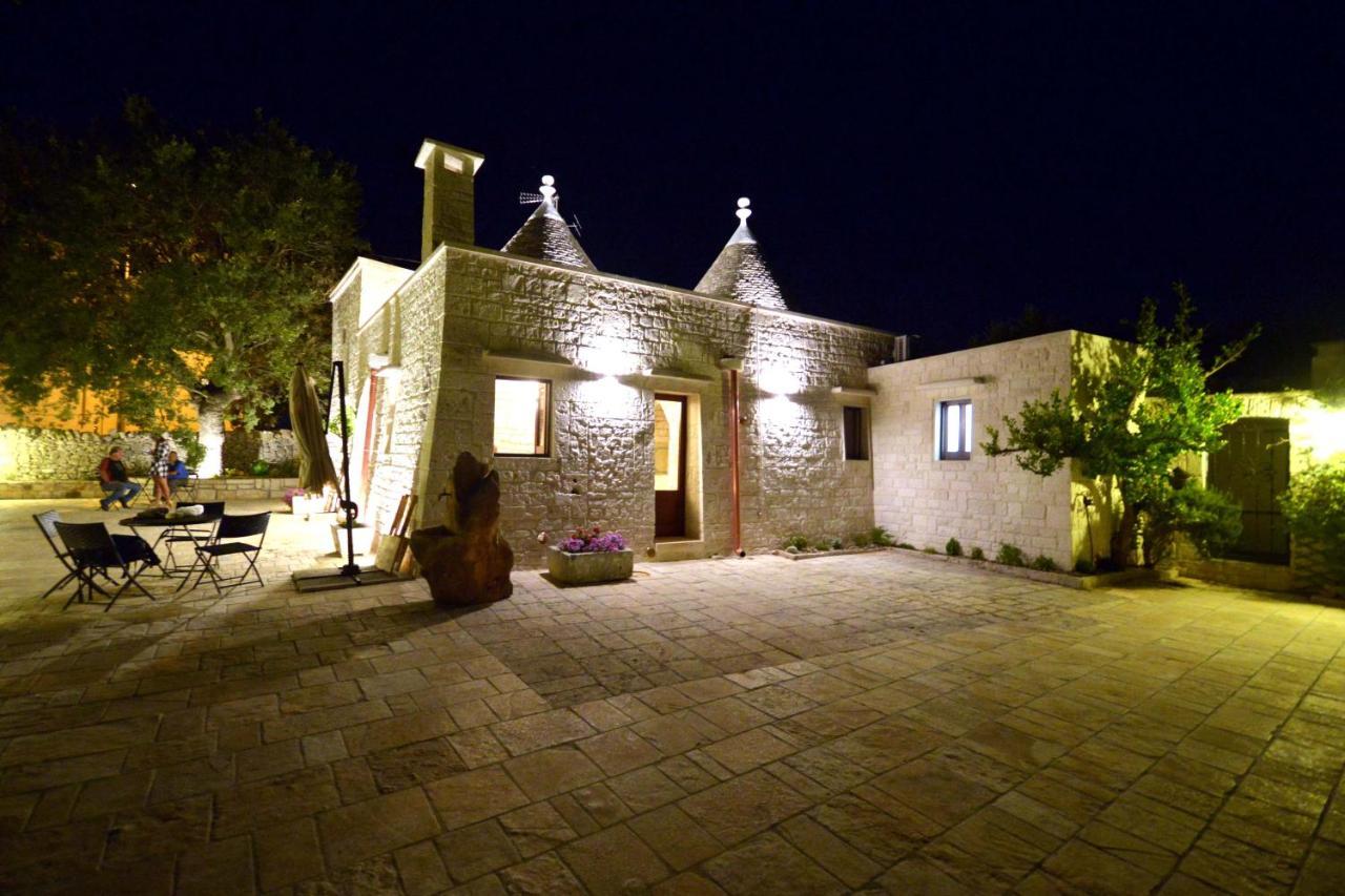 Trulli Petra Chiara Bed and Breakfast Locorotondo Buitenkant foto