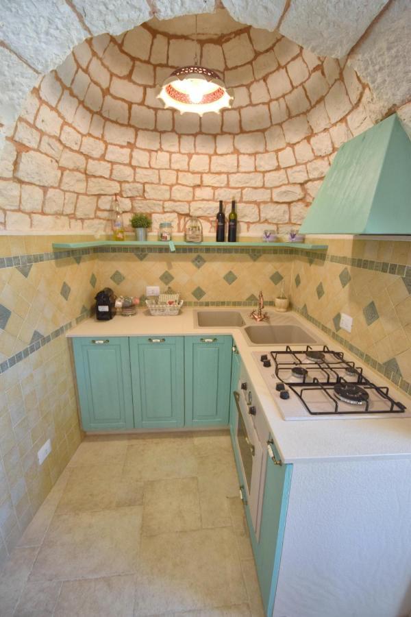 Trulli Petra Chiara Bed and Breakfast Locorotondo Buitenkant foto
