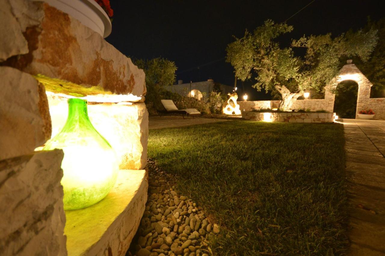Trulli Petra Chiara Bed and Breakfast Locorotondo Buitenkant foto
