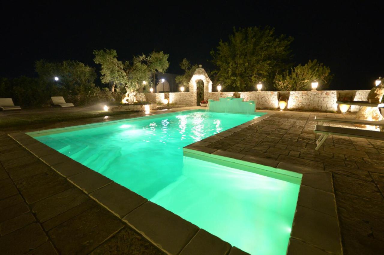 Trulli Petra Chiara Bed and Breakfast Locorotondo Buitenkant foto